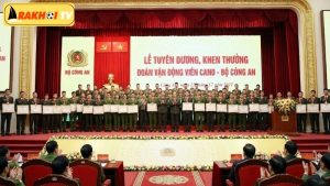 Bộ Công an khen thưởng Trịnh Thu Vinh sau thành tích SEA Games