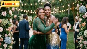 Serena Williams chúc mừng Venus Williams chính thức lên xe hoa